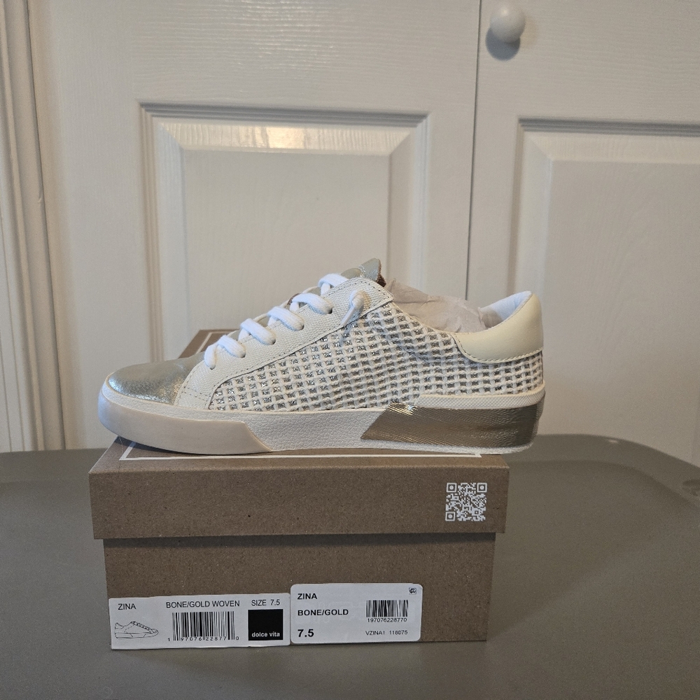 Dolce Vita Sneakers